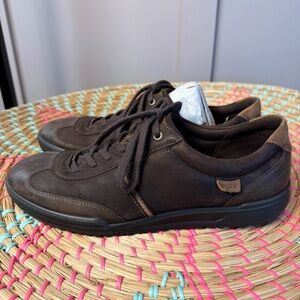 Ecco Fraser Classic Tie Shoes in a coffee brown color leather sneakers 43/9